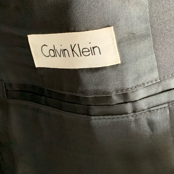 HOST PIC 🥳 Calvin Klein Slim Fit Suit! Worn Once! - Picture 9 of 10